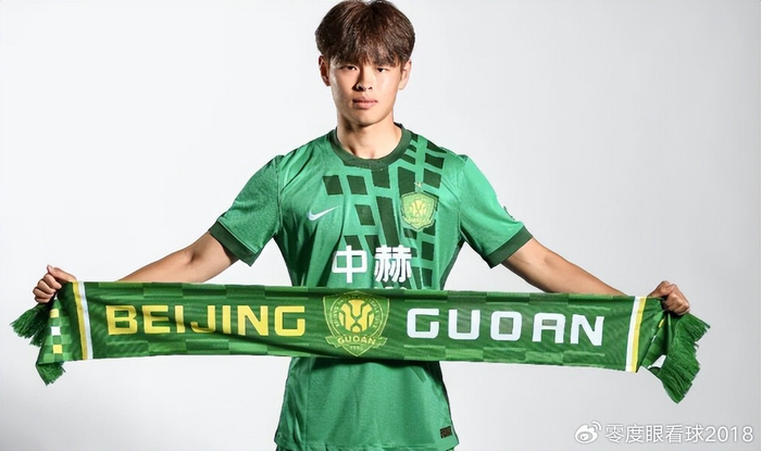 18岁邓捷夫坐稳国安左路主力 蒙哥马利大胆启用