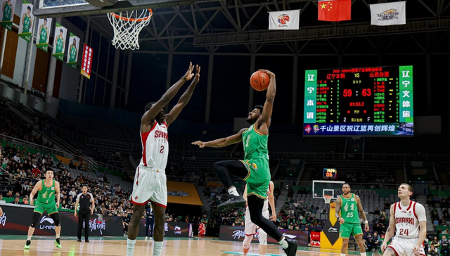 辽宁男篮冲击六连胜 乌戈战术调整显成效