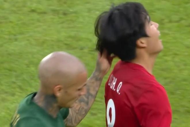 米特里策红牌罚下赛后道歉或面临停赛处罚 浙江