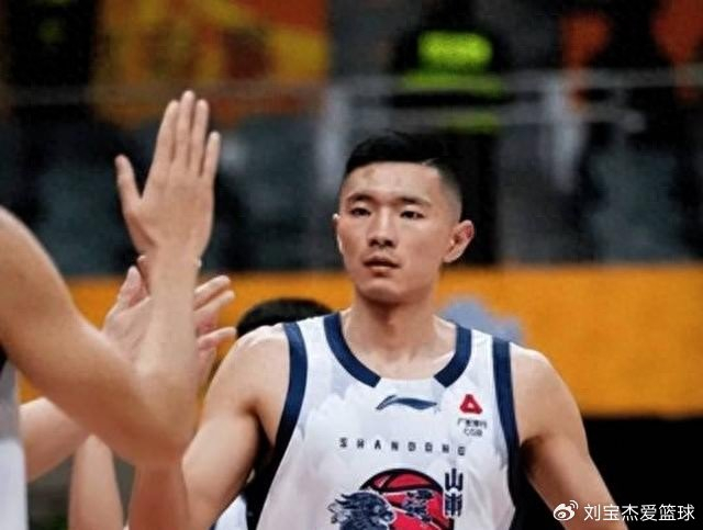 陈林坚命中率骤降许梦君崛起，山东男篮火力格